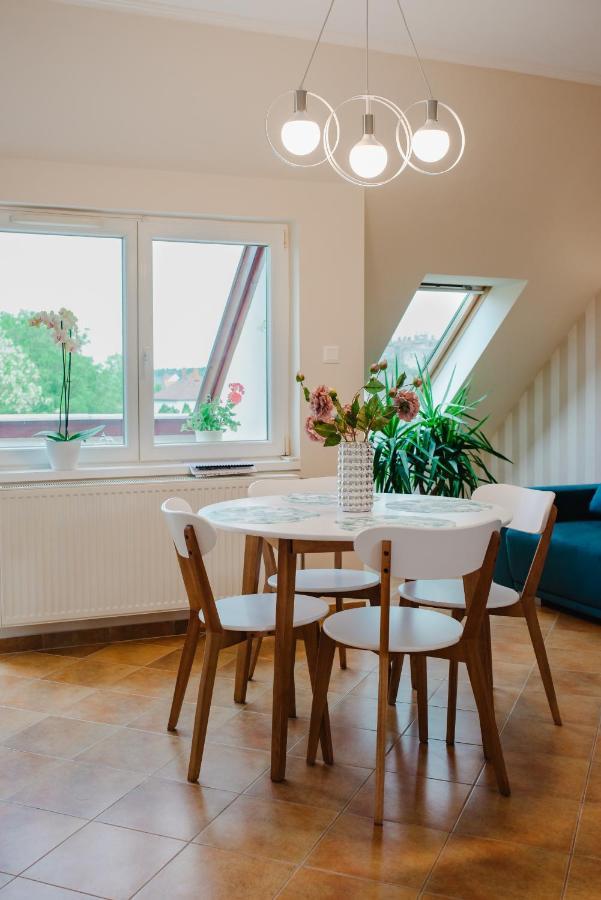 Kamilla Apartman Makó Exterior foto